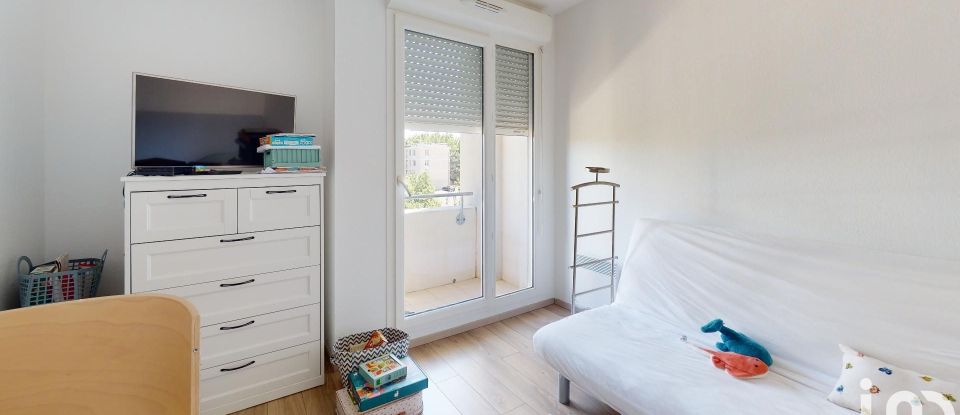 Apartment 3 rooms of 66 m² in Avignon (84000)