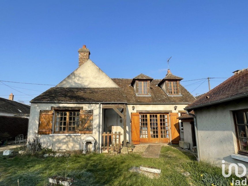 Maison 4 pièces de 130 m² à Misy-sur-Yonne (77130)