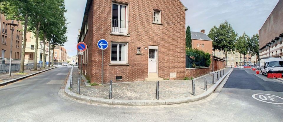 Maison 4 pièces de 89 m² à Amiens (80000)