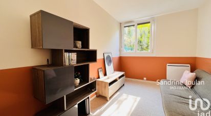 Appartement 5 pièces de 90 m² à Saulx-les-Chartreux (91160)