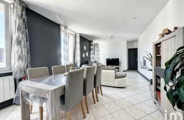 Apartment 3 rooms of 66 m² in Varreddes (77910)
