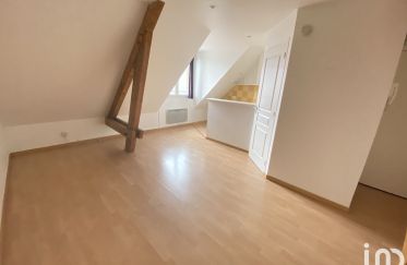 Apartment 2 rooms of 26 m² in Amiens (80000)