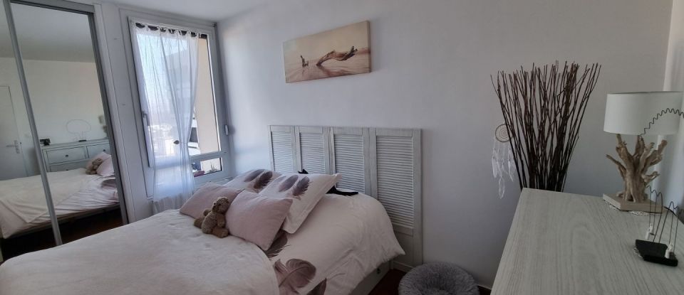 Apartment 4 rooms of 79 m² in Élancourt (78990)