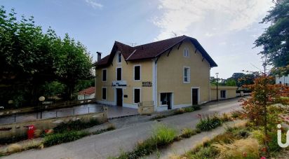 Building in Saint-Perdon (40090) of 1,113 m²