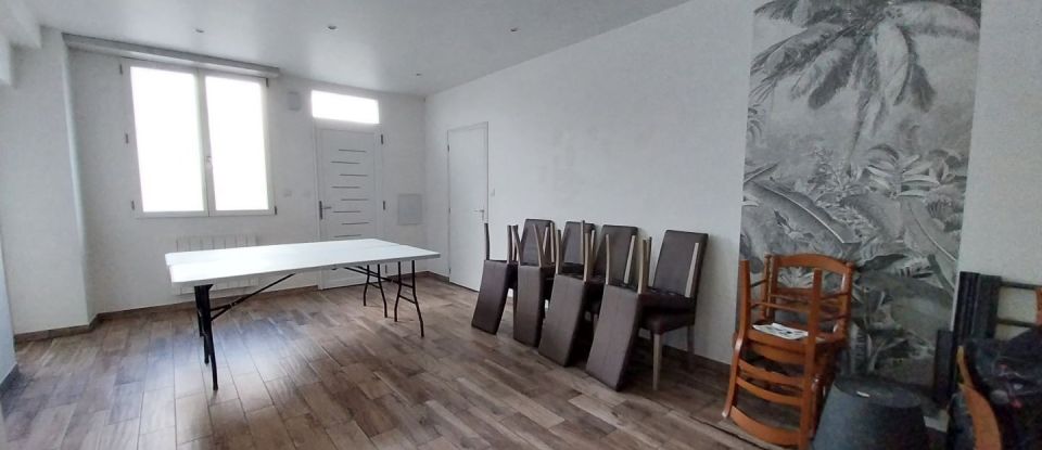 House 5 rooms of 120 m² in Fougères (35300)