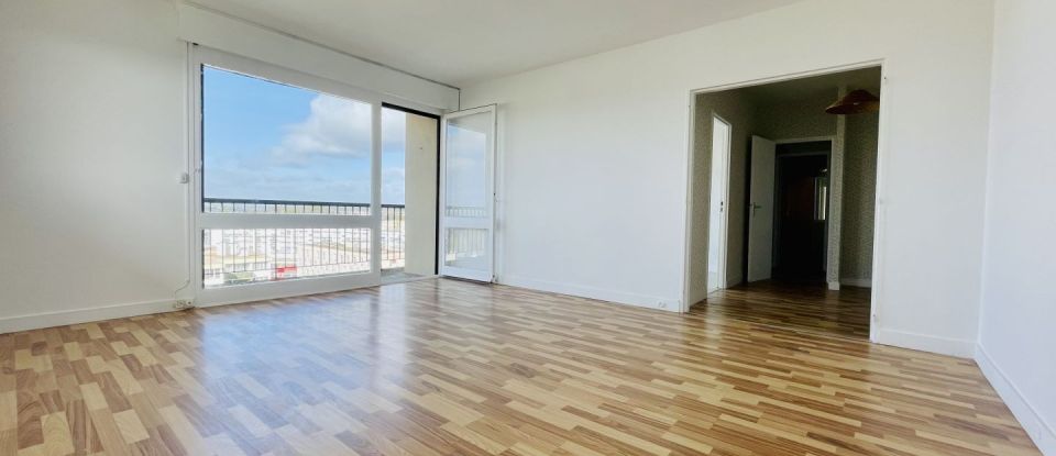 Apartment 3 rooms of 74 m² in Saint-Michel-sur-Orge (91240)