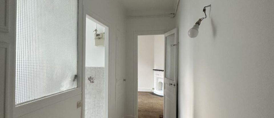 Apartment 1 room of 46 m² in Saint-Ouen-sur-Seine (93400)