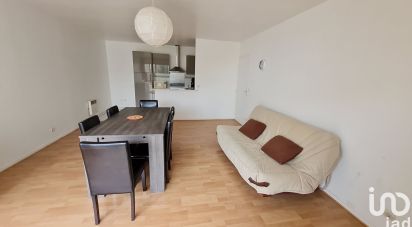 Appartement 2 pièces de 49 m² à Sainte-Geneviève-des-Bois (91700)