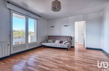 Apartment 3 rooms of 48 m² in Villeparisis (77270)