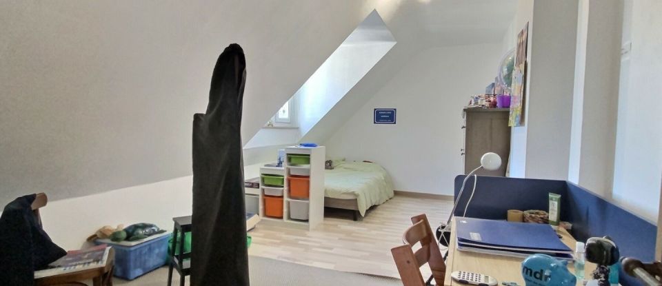 Appartement 4 pièces de 98 m² à Mulhouse (68100)