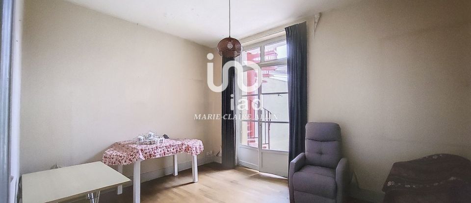 Town house 3 rooms of 84 m² in Blois (41000)