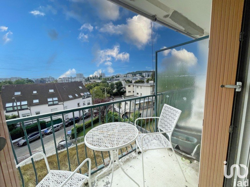 Apartment 3 rooms of 60 m² in Fontenay-aux-Roses (92260)