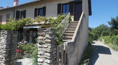 House 9 rooms of 217 m² in Garde-Colombe (05300)