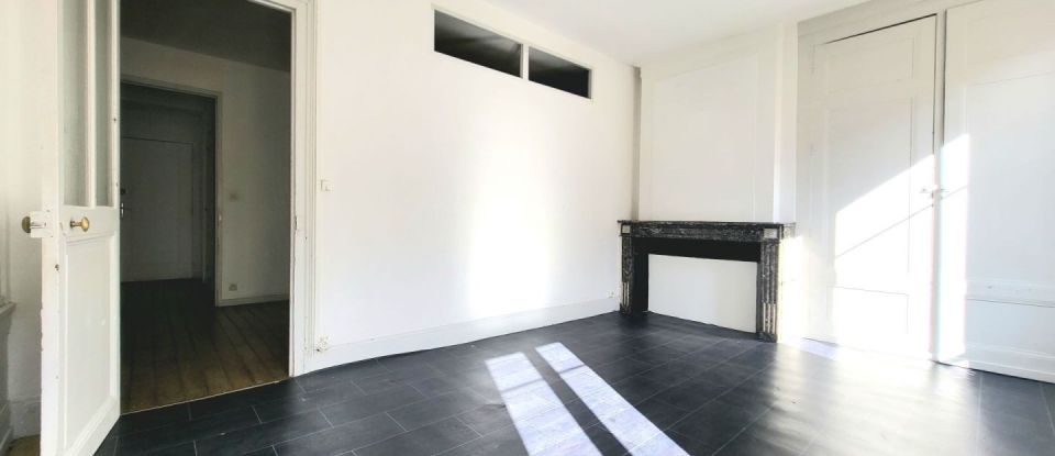 Appartement 6 pièces de 135 m² à Charleville-Mézières (08000)