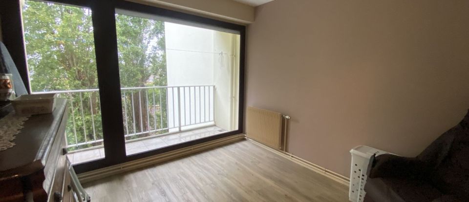 Apartment 3 rooms of 77 m² in Béthune (62400)