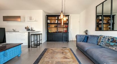 Appartement 3 pièces de 62 m² à Bordeaux (33300)