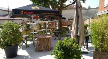 Restaurant of 170 m² in Pusignan (69330)