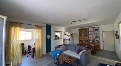 House 4 rooms of 146 m² in Vérines (17540)