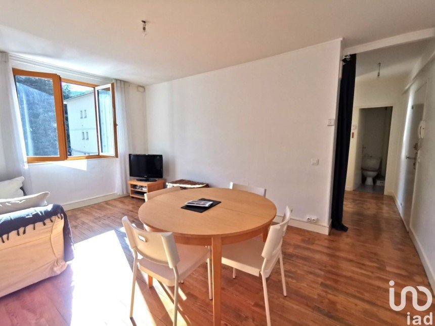 Appartement 3 pièces de 52 m² à Bagnères-de-Luchon (31110)