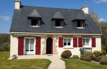 House 5 rooms of 97 m² in Mûr-de-Bretagne (22530)
