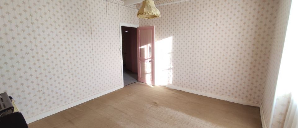 House 5 rooms of 112 m² in Persac (86320)