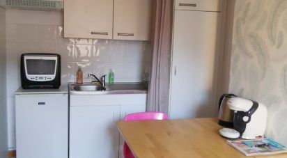 Apartment 1 room of 17 m² in Belley (01300)