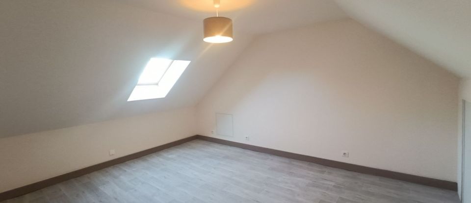 House 5 rooms of 98 m² in Argenton-sur-Creuse (36200)