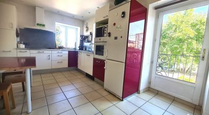 House 6 rooms of 154 m² in Saint-Chamond (42400)