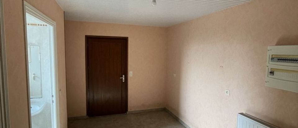House 7 rooms of 130 m² in Pluméliau (56930)
