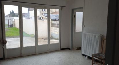 House 3 rooms of 80 m² in Bruay-sur-l'Escaut (59860)