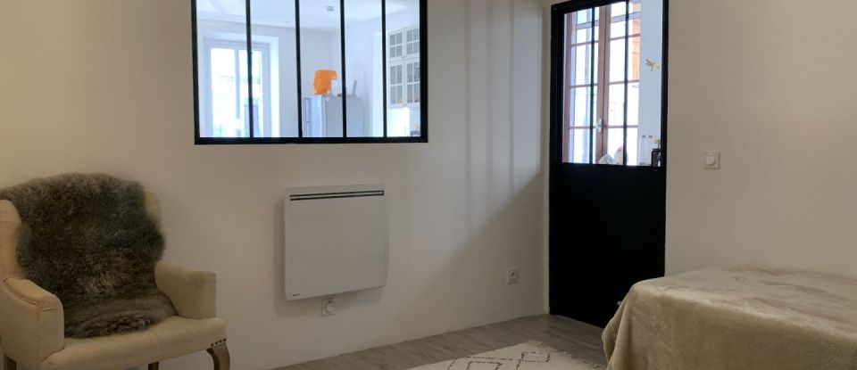 Apartment 4 rooms of 96 m² in Forcalquier (04300)