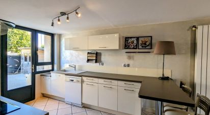 House 6 rooms of 132 m² in Saint-Péray (07130)
