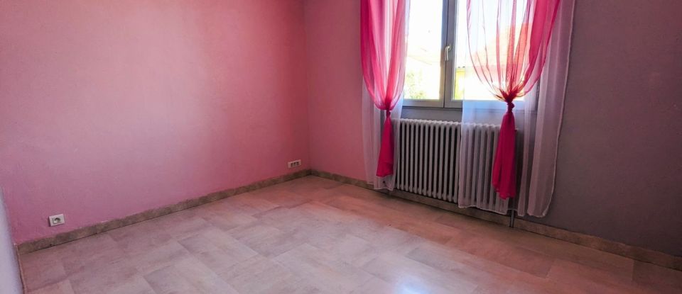 House 6 rooms of 132 m² in Saint-Péray (07130)