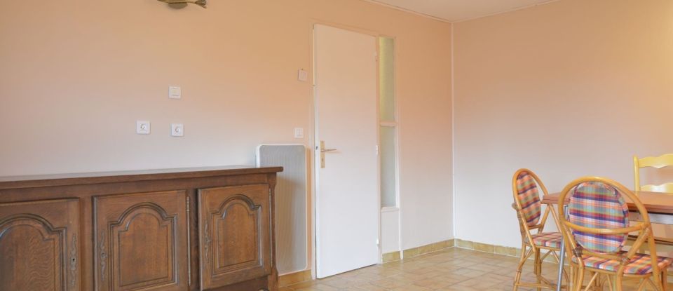 Maison 8 pièces de 164 m² à Montredon-des-Corbières (11100)