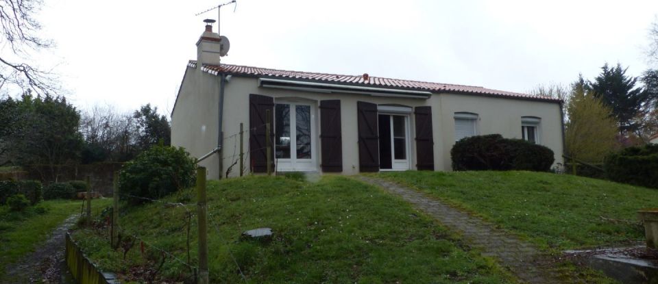 House 4 rooms of 103 m² in Vertou (44120)