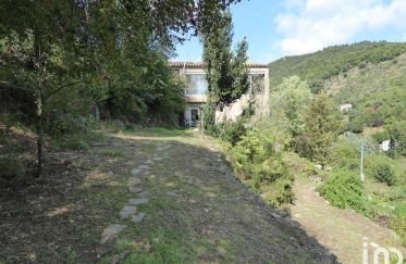 House 7 rooms of 170 m² in Le Vigan (30120)