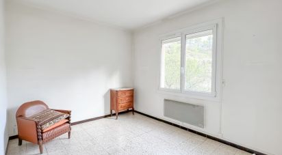 Appartement 4 pièces de 86 m² à Simiane-Collongue (13109)