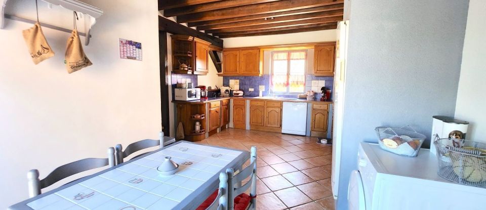 House 6 rooms of 199 m² in Guiseniers (27700)