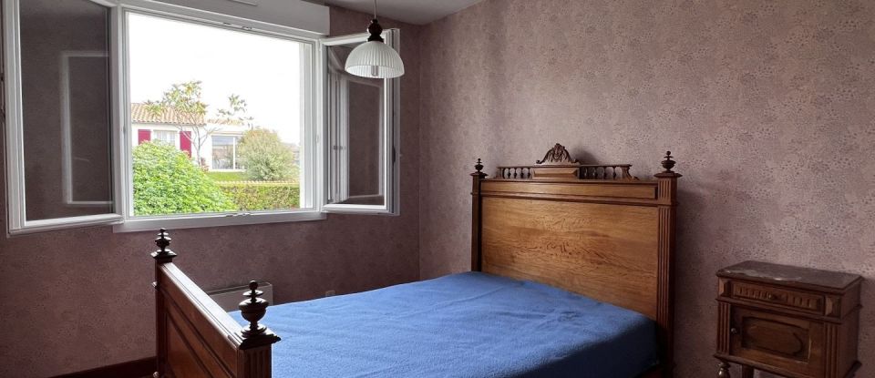 House 4 rooms of 100 m² in Saint-Hilaire-de-Voust (85120)