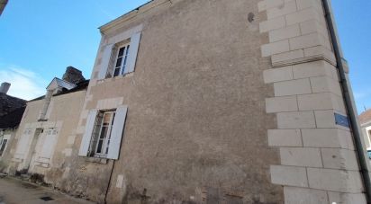 House 4 rooms of 114 m² in Loché-sur-Indrois (37460)