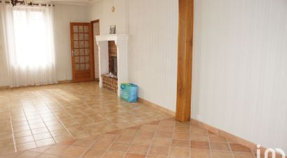 House 3 rooms of 101 m² in Guécélard (72230)