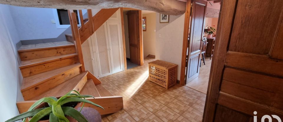 House 7 rooms of 143 m² in Château-Thierry (02400)