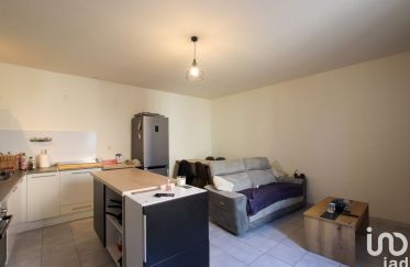 Appartement 2 pièces de 48 m² à Milhaud (30540)