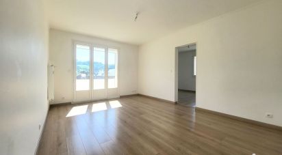 Appartement 3 pièces de 55 m² à Donchery (08350)