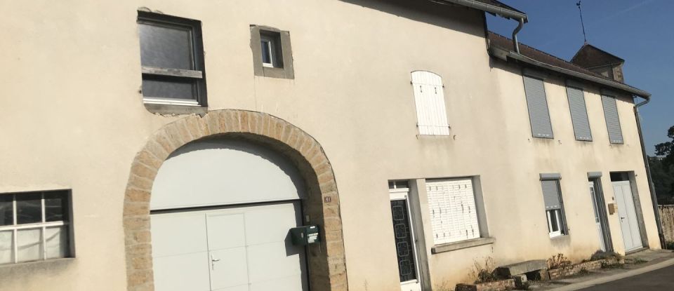 Maison 9 pièces de 300 m² à Menétru-le-Vignoble (39210)