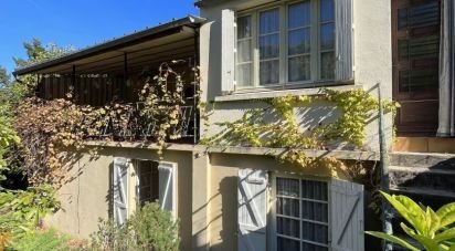 House 7 rooms of 154 m² in Sarlat-la-Canéda (24200)