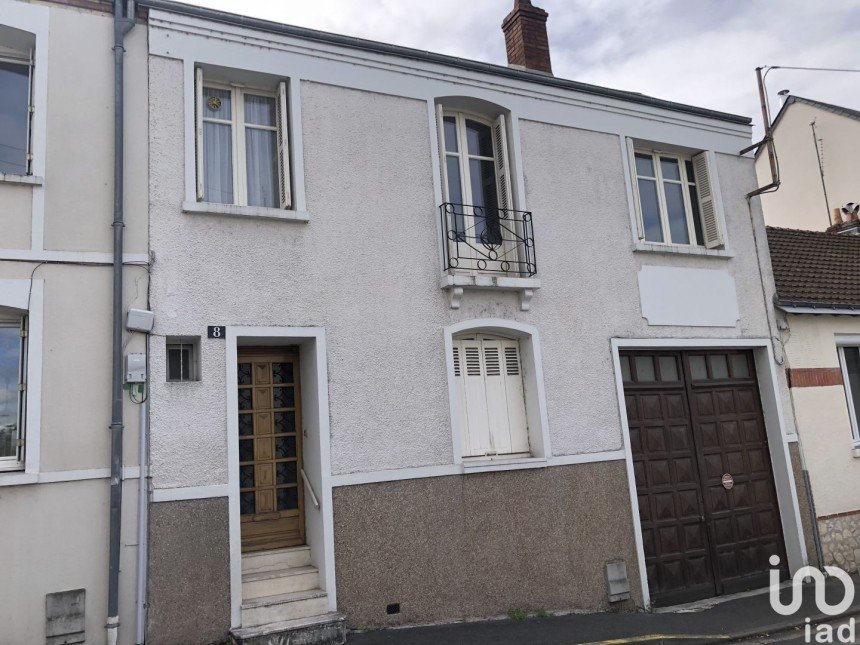 House 5 rooms of 92 m² in Tours (37000)
