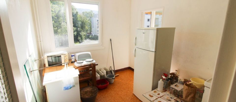 Apartment 3 rooms of 77 m² in Maromme (76150)