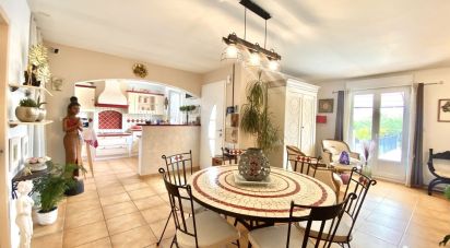 House 6 rooms of 101 m² in Lapalud (84840)