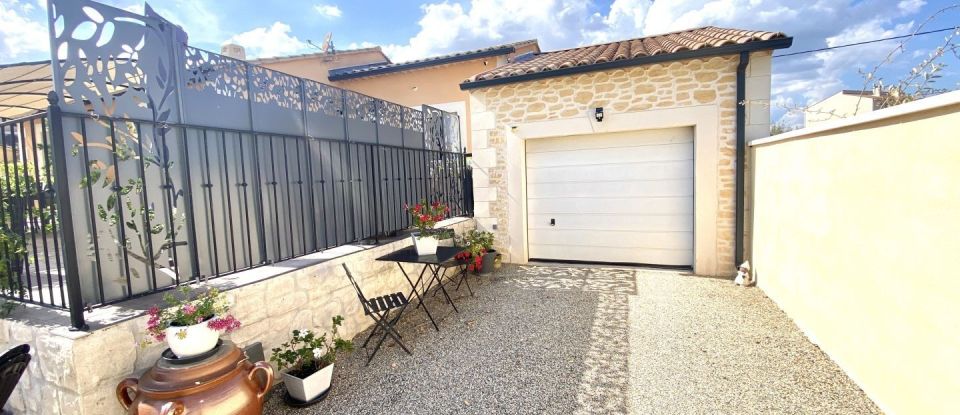 House 6 rooms of 101 m² in Lapalud (84840)
